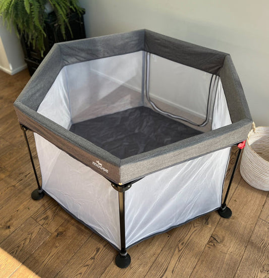 Moose Marley Play Pen