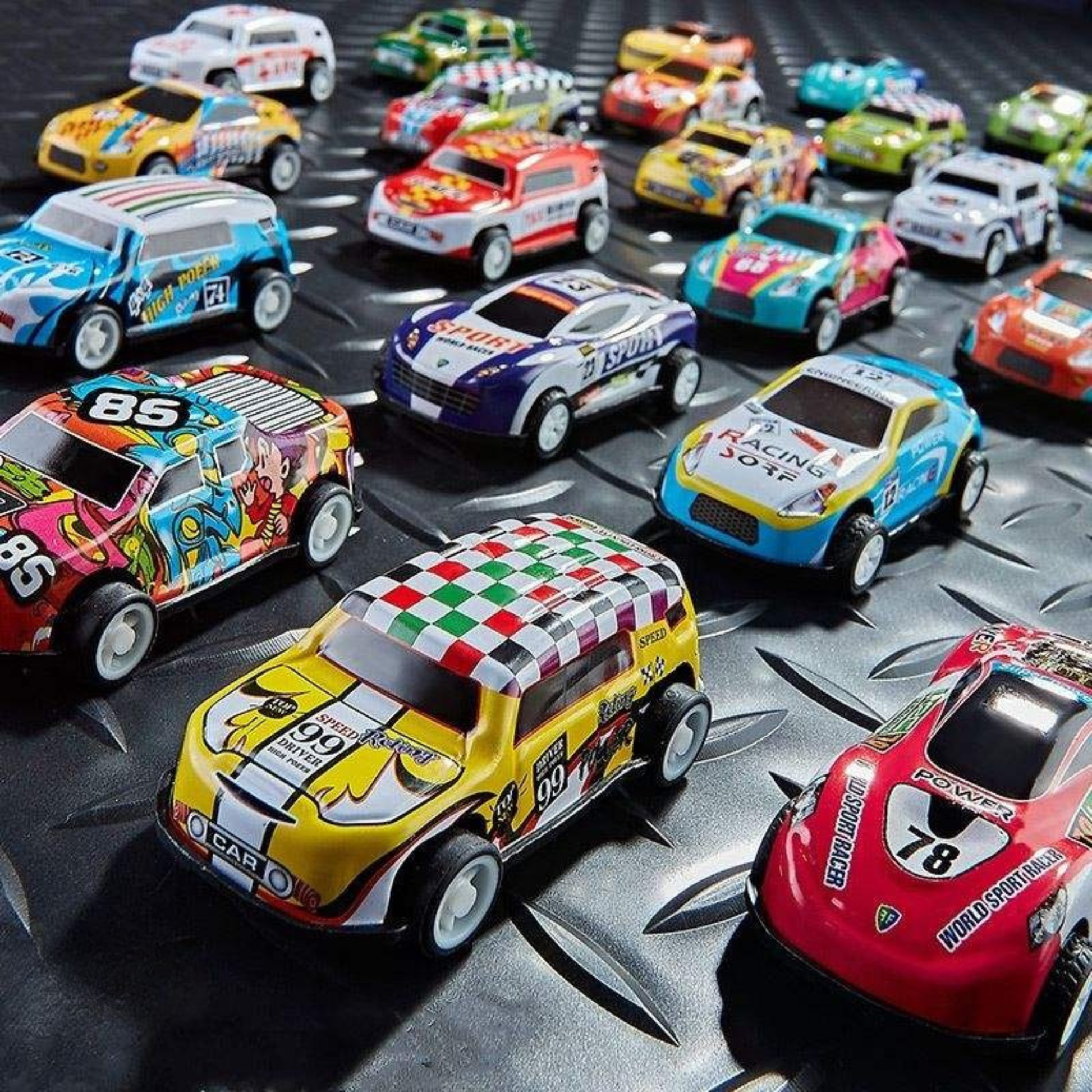 30-Piece 1:64 Die-Cast Pull-Back Car Set